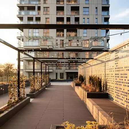 Daire Kairos -tower Ii Premium - Darmowy Parking, Silownia, Sauna - Scisle Centrum Katoviçe